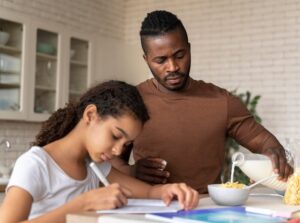 Educación financiera para padres jóvenes