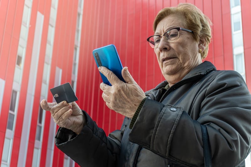 Cómo evitar cargos APR en tus tarjetas en Springdale