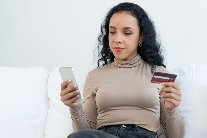 Cómo cancelar pagos automáticos de tarjetas en Miami