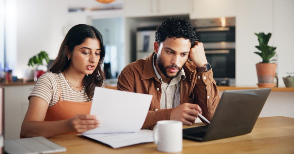 Cómo evitar cargos por financiamiento