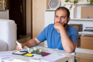 Cómo salir de deudas en Guaynabo